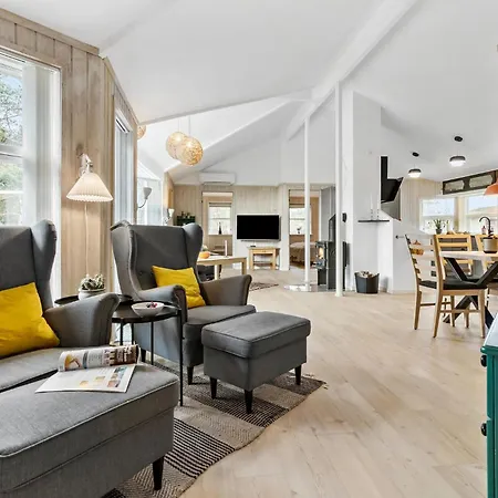 Pet Friendly Home In Knebel With Wifi *