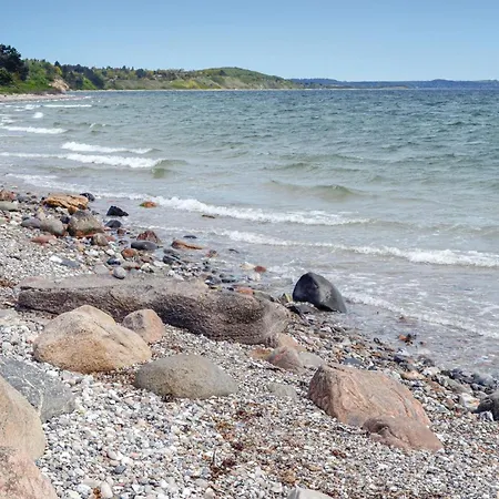 Pet Friendly In With Wifi Holiday home