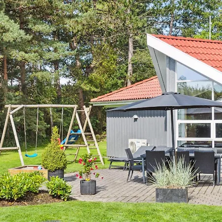 別荘 Pet Friendly Home In Knebel With Wifi
